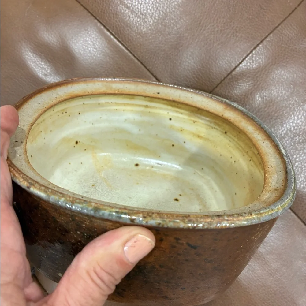 Stoneware Casserole Studio Stoneware Soup Tureen or Serving Dish W/ Twisted Lid